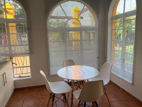 Hostal One More Nap Self Catering