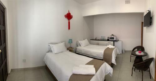 Hostal One More Nap Self Catering