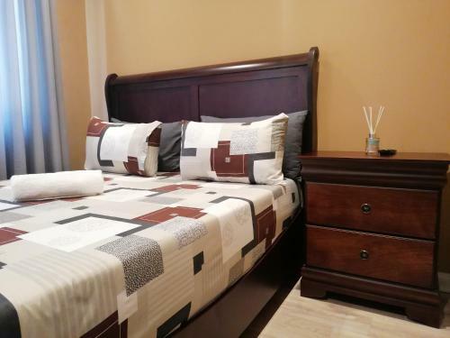 Hostal More-inn Guest House