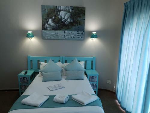 Hostal Heidi's Place Guesthouse