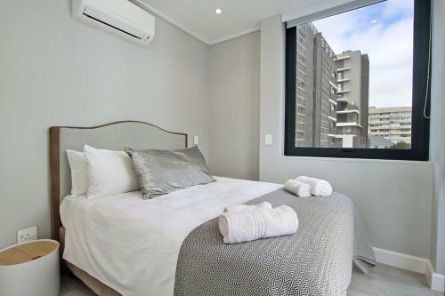 1 Bedroom Apartment At 35 On Main