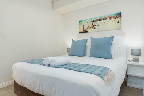 Dockside Apartments