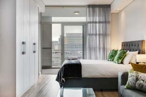 Eco Balcony Apartment Near Table Mountain
