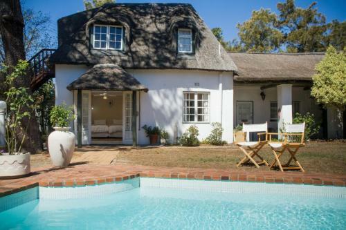 Howards End Manor B&B