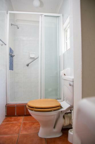 Howards End Manor B&B