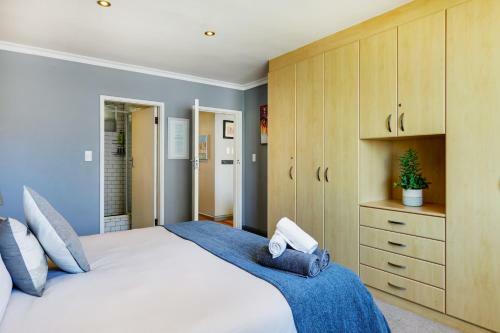 Atlantic Apartment With Bantry Bay Seaviews