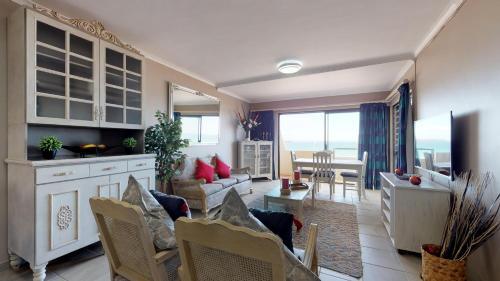 Apartamento Malata Beachfront Condo 27
