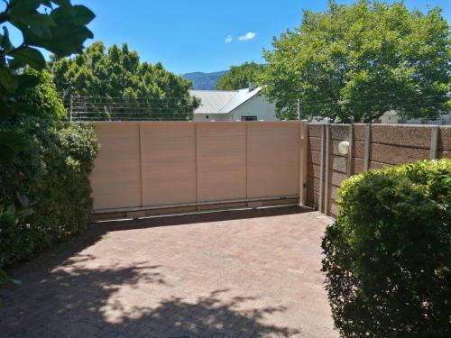 Hostal Pinoak Cottage Constantia