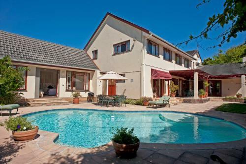 Hostal Pinoak Cottage Constantia