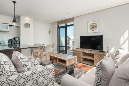 Eden On The Bay Apartments