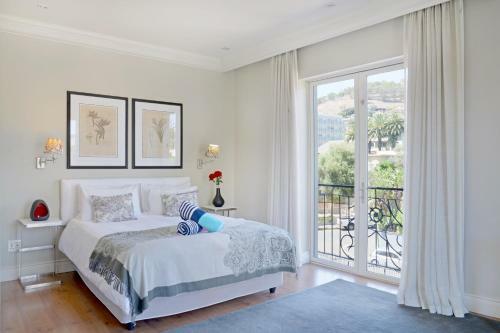 Unit 414 Cape Royale Luxury Apartments