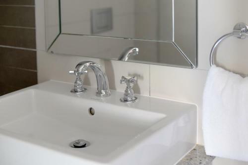Unit 414 Cape Royale Luxury Apartments
