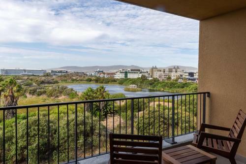 Waters Edge Self-catering Apartments