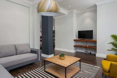 Namaqua House Apartments