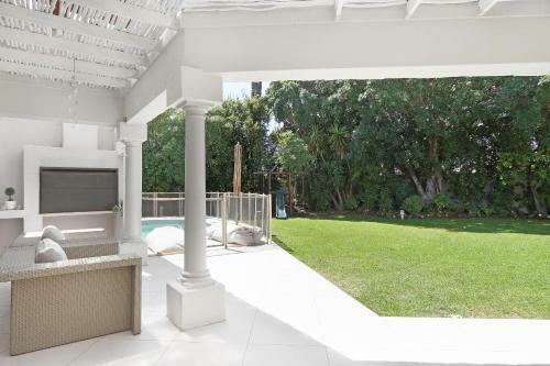 Sunset Beach Villa At 35c