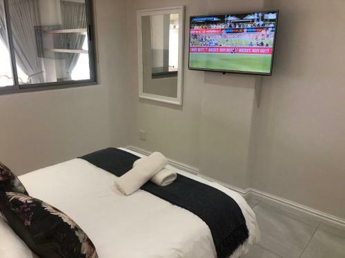 503 Marbella Beachfront Apartment