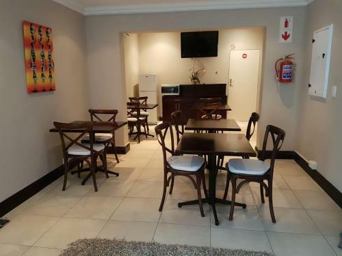 Hostal Fairview Bed And Breakfast - Double Bedroom 5