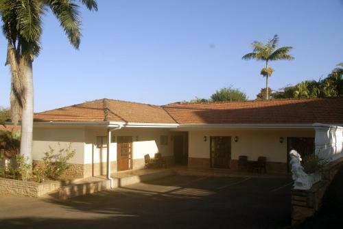 Hostal Albion Manor