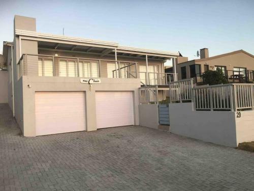 Gansbaai Seafront Holiday House - "ons C-huis"