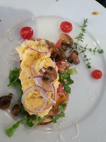66 On Monzali 4 Star Luxury B&B