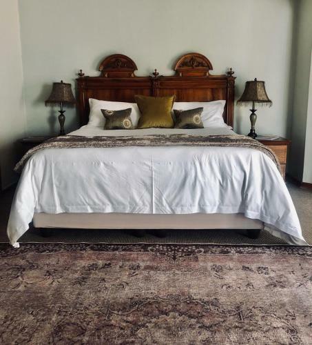 Hostal The Farmhouse Carus Gardens