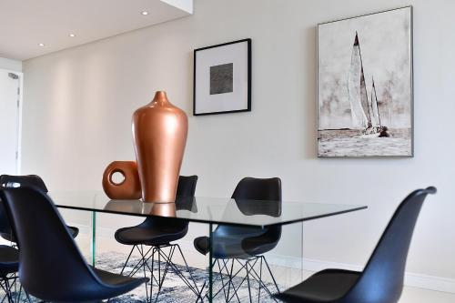 Apartamento Embassy Towers 806