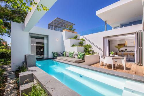 Villa Island Retreat