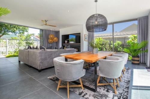 Villa Island Retreat