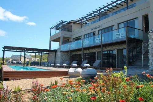 Shark Bay Hotel & Spa