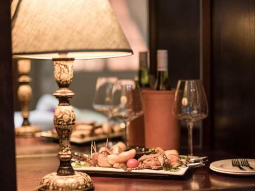 Alveston Manor Hotel