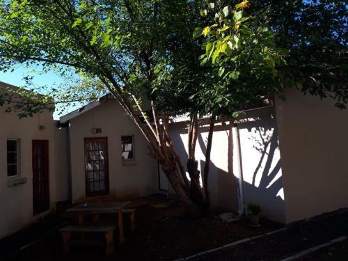 Bed & Breakfast Linga Longa Guest House