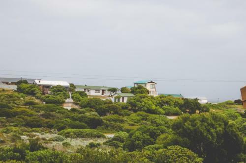Pearly Cove