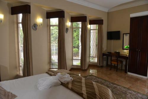 Hostal Cornerstone Guest Lodge
