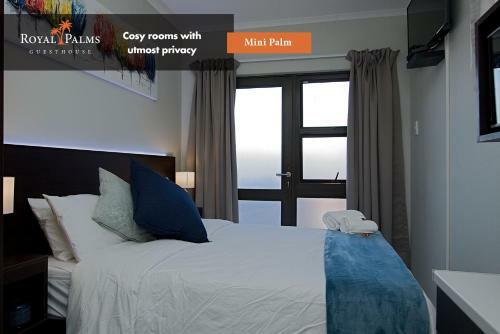 Hostal Royal Palms Guest House