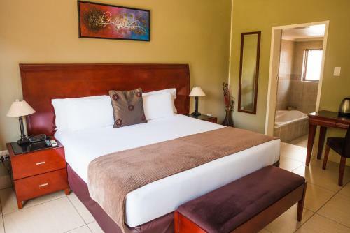 Hostal Tamboti Guest Lodge