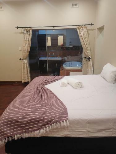 Bed & Breakfast 180 On Anderson Guest House