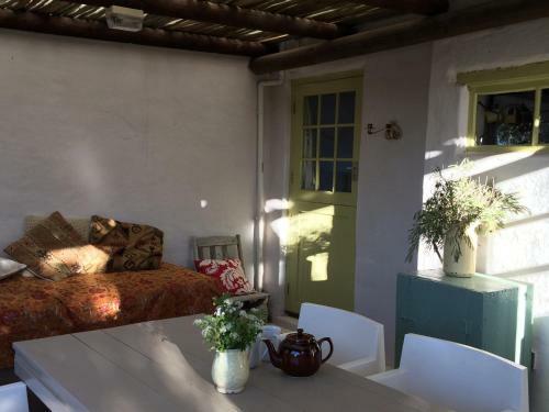 African Relish - Akkedis Cottage