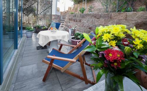 Hostal Magellans Hotel
