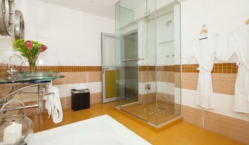 Hostal Magellans Hotel