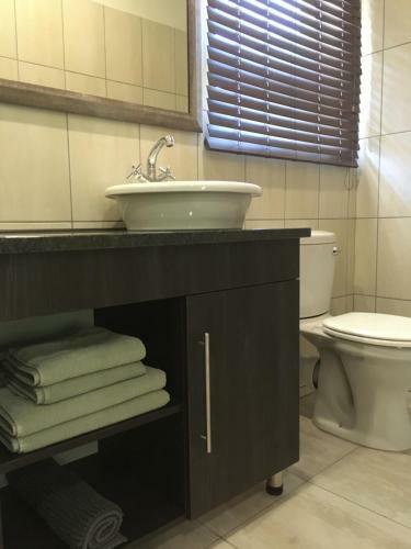 Hostal Turaco Bed & Breakfast