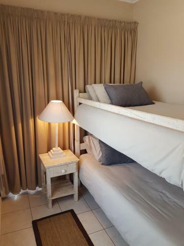 Apartamento Pollok Beach Guest Lodge