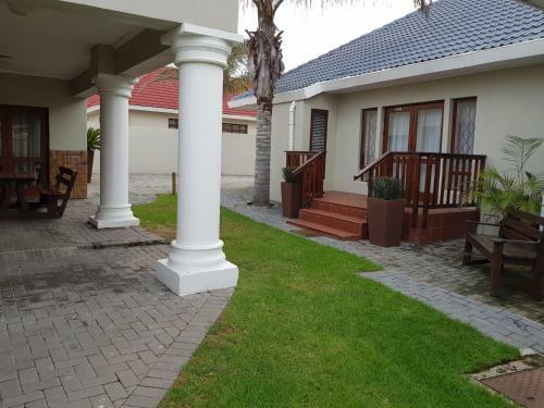 Apartamento Pollok Beach Guest Lodge