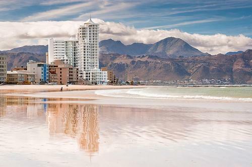 1501 Hibernian Towers Luxury Self Catering Apartment