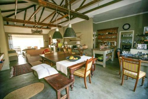Hostal Shark And Shoal Guest House