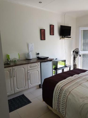 Hotel Kwa-dlamathe Guesthouse