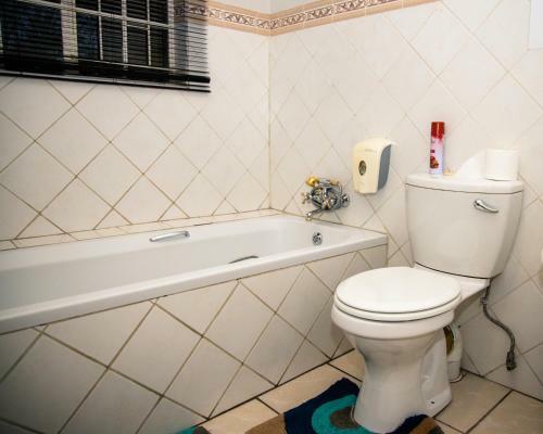 Hostal Ndzuti Guest House