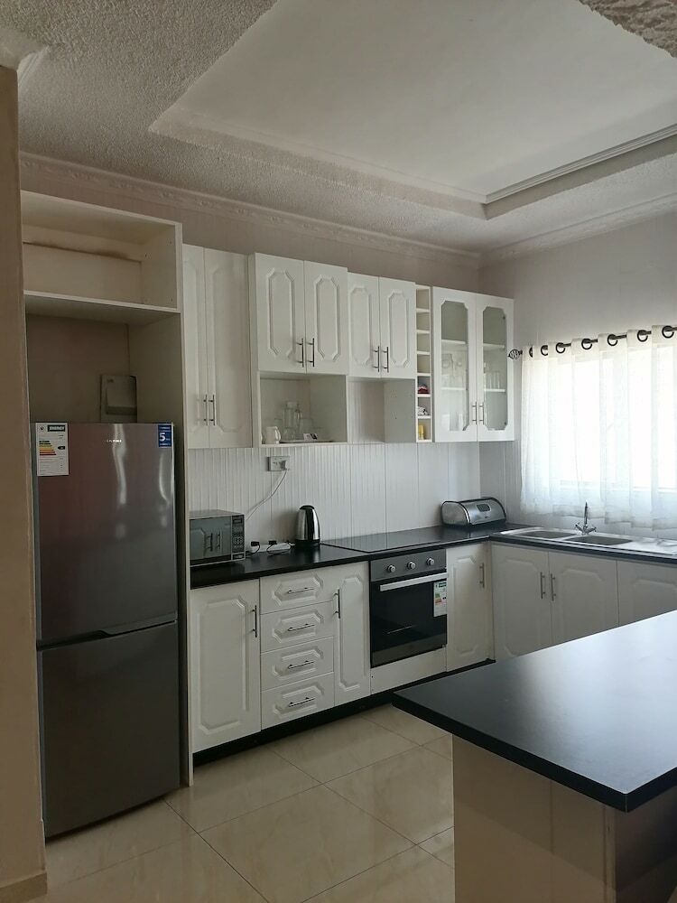 Hostal 848 Guest House