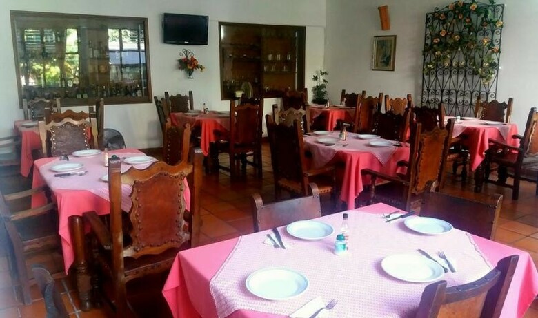 Hotel Colonial Plaza