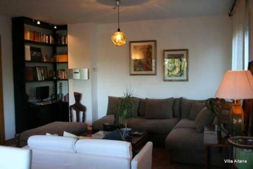 Roca de Malvet Villa Sleeps 6 Pool Wifi