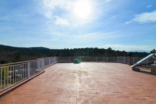 Montbarbat Villa Sleeps 8 Pool